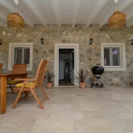 Stone House Magali Sveti Jakov