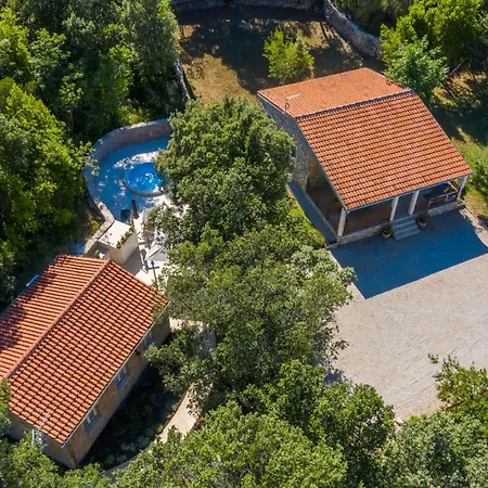 Stone House Magali Vila