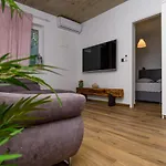 Villa Stone House Magali