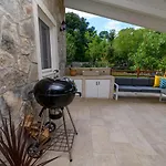 Villa Stone House Magali *