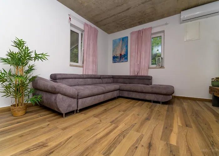 Vila Stone House Magali