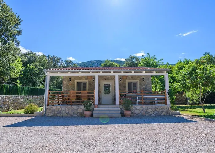 Stone House Magali Vila