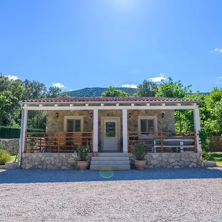 Stone House Magali Vila