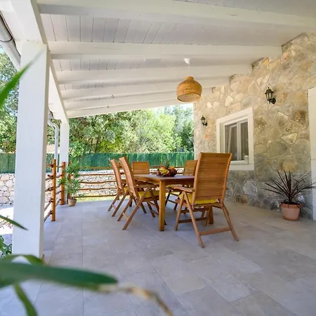 Vila Stone House Magali