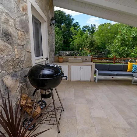 Vila Stone House Magali *